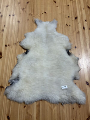 British Sheepskin Rug BSR16